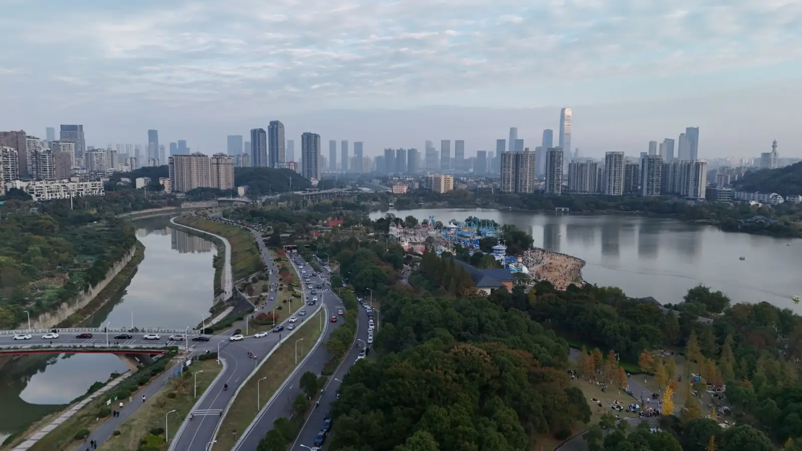 2024年上海影视制作行业技术革新趋势与市场应用前景分析