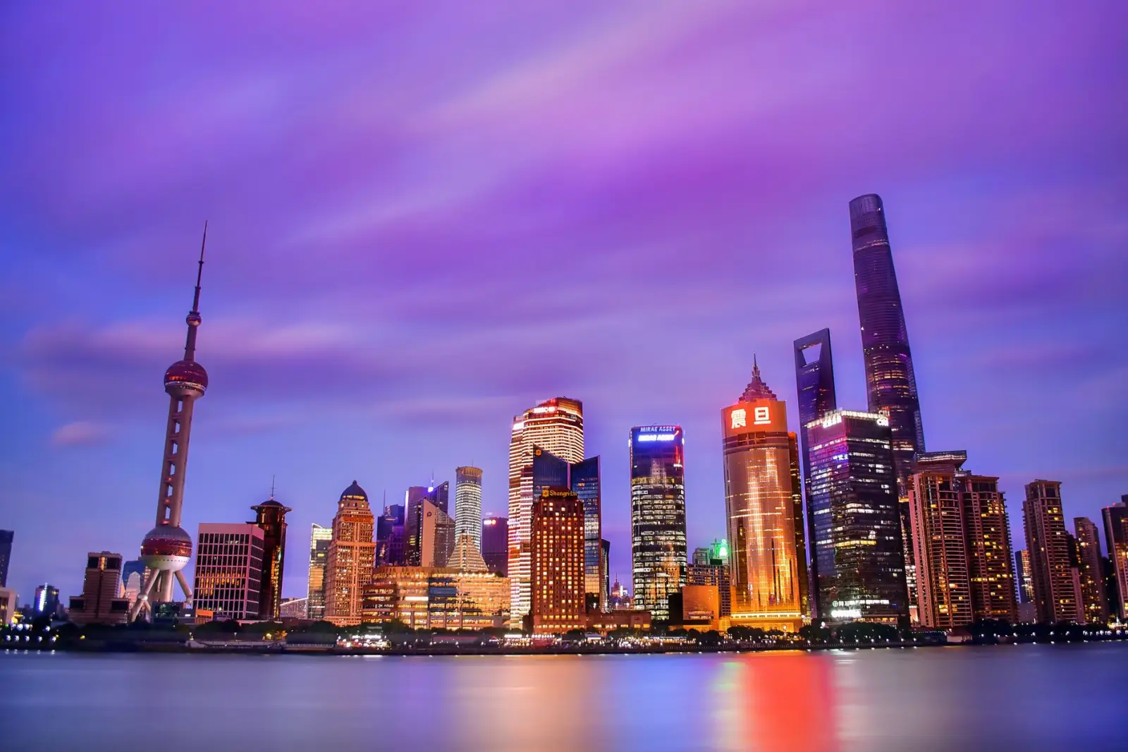 2024年上海品牌传播新趋势：企业宣传片在数字营销中的核心价值正文配图 1
