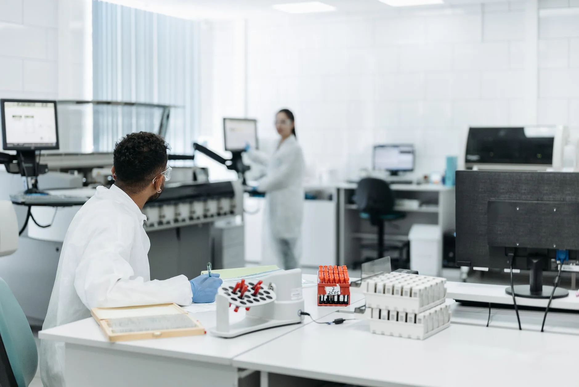 2025年上海影视制作技术趋势与AI应用前景分析