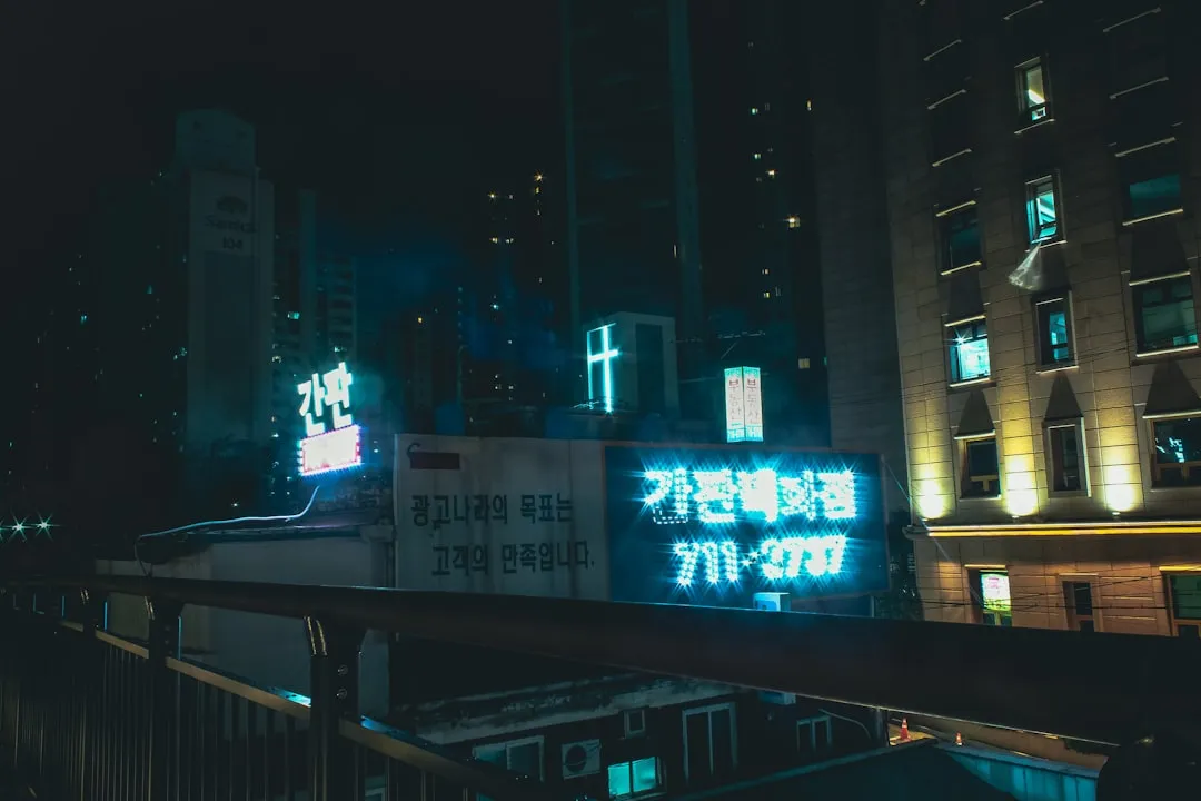 广告片与宣传片拍摄中虚实结合技术的应用方案与质量管控要点